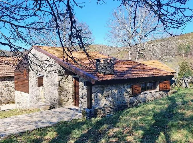 Casa Da Covinha - Branda Da Aveleira * Melgaço