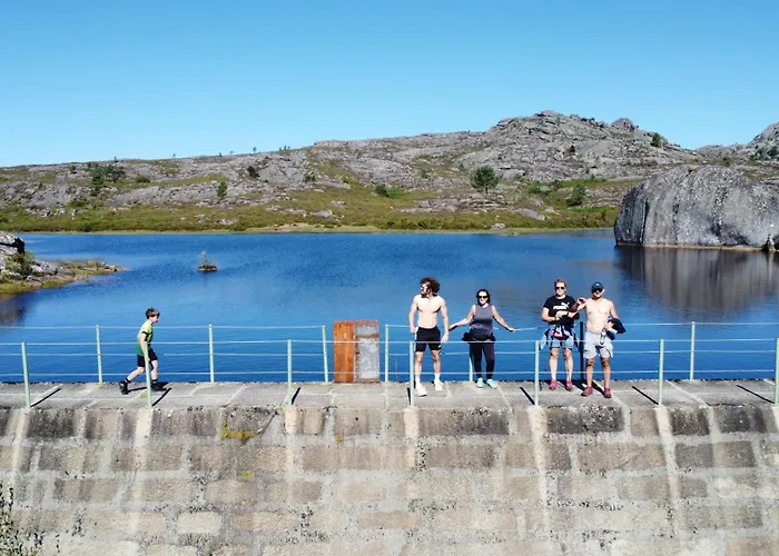 Casa Da Covinha - Branda Da Aveleira Tatil Evi